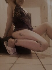 NENA PELIROJA SEDUCTORA TATUADA NO PIDO ANTICIPACIÓN - FOTO 1