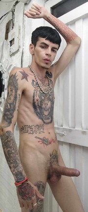 FLACO ACTTIVO TATUADO MORBOSO VENDO CONTENIDO CASERO Y VIDEO LLAMADAS - FOTO 7