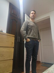 HOMBRE SERIO, ATRACTIVO, AMANTE DE LA BUENA COMIDA , DIVERTIDO Y RELAJADO - FOTO 6