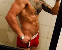 CHICO MACHO JOVEN COMPLACIENTE ABIERTO A TODOS TUS DESEOS RESERVADO Y MUY SERIO - FOTO 8