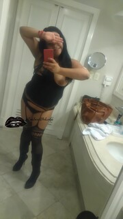 DOMINATRIX EMILIA ADORACIÓN A TU AMA , ADORACIÓN DE LOS PIES - FOTO 9