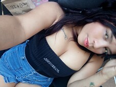ISABELLA TETONA PIEL TRIGEÑA CON GANAS DE PASARLA RICO - FOTO 1