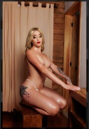 QUIERO QUE FROTES TU LENGUA EN LO MAS PROFUNDO DE MY VAGINA ME BESES TODA AMOR - FOTO 1