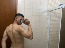 CHICO HOT, VERSÁTIL PASIVO BASTANTE RESERVADO Y VARONIL. - FOTO 1