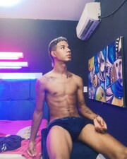 CHICO LATINO SEXY Y MUY CALIENTE NUEVO EN LA CIUDAD - FOTO 3