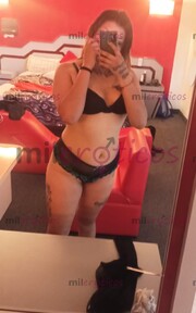 NENA SUPER CACHONDA Y COMPLACIENTE NUEVA EN EL AMBIENTE. - FOTO 1