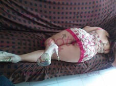 ABY MILF CHAPARRA INDEPENDIENTE EN ESTACION Y GRIEGA - FOTO 5