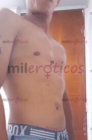 CHICO COMPLACIENTE,ATENTO DIVERTIDODISPUESTO A COMPLACERTE - FOTO 7