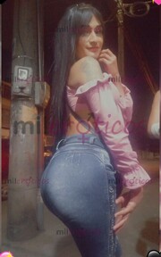 FLACA SEXY ARRECHA CON GANAS DE UNA VERGA BIEN ERECTA PARA CHUPAR Y CULIAR RICO - FOTO 4