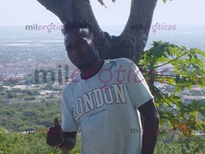 MAYCOL UN MACHO SERIO DESCOMPLICADO VARONIL COMPLACIENTE - FOTO 1