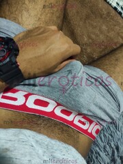 JOVEN MORENO FLACO ATRACTIVO POR POCOS DIAS - FOTO 9