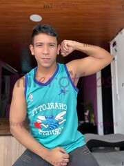 JOVEN CALIENTE QUIERE COMPLACER TUS FANTACIAS Y FETICHES VEN Y DISFRUTA CONMIGO - FOTO 4