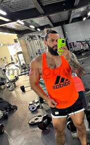 HOLA ME LLAMO BRANDON SOY UN CHICO MUY GUAPO, CON CUERPO ATLÉTICO DE 32 AÑOS - FOTO 1