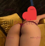 HOLA SON UNA CHICA PETIT PIEL CLARA COMPLACIENTE Y BIEN CACHONDA - FOTO 5