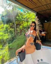 JENIFFER TU CHICA DIAMANTE QUIERE PASÁRSELA DE MARAVILLA - FOTO 8