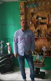 SOY UNA PERSONA MUY DISCRETO DESENTE MUY DADO A LAS COSAS Y ASÍ MISMO SATISFACER - FOTO 4