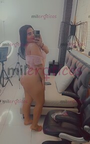 HOLA SOY JENN PELINEGRA BLANQUITA CHIKITA - FOTO 1