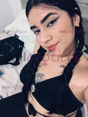 RICA PAISITA CON UNA GRAN POLLA BLANQUITA Y RIKA VEN - FOTO 4