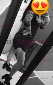 VAMOS A PASARLA BIEN RICO MI AMOR ESTOY MUY APRETADITA - FOTO 8