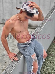 ATLÉTICO, APUESTO, MORBOSO Y MUY CALIENTE TOMAS - FOTO 9