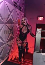 CHICA NUEVA EN LA CIUDAD Y EN LA PLATAFORMA PARA PASARÁ RIKO - FOTO 7