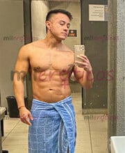 MUSCULOSO, NALGON Y VERGON,CALIENTE, PASIVO MUY COMPLACIENTE Y CALIENTE - FOTO 1