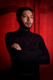 UNIVERSITARIO CALIENTE DISPUESTO A COMPLACERTE - FOTO 8