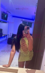 PON DE LADO MI TANGA Y HAZ QUE ME CORRA A CHORROS - FOTO 1