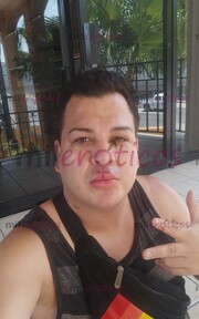 CHIKO GUAPO EN TU SIUDAD CONUM RIKO CARAMELO 19 CM SERV 24 HRS NO TE AREPENTIRAS - FOTO 3