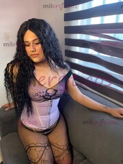 NENA TRANS SUPER APRETADA DE 23 AÑOS INICIANDO EN ESTE AMBIENTE DE SEX Y PERVER - FOTO 3