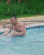 DISCRETO. AMOROSO. CARIÑOSO MUY COMPLACIENTE - FOTO 1