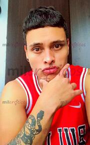 JOVEN CACHONDO LATINO ATLÉTICO MORENO ATRACTIVO 170 DE ESTATURA CON SITIO - FOTO 3