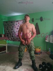 MILITAR UNIFORMADO ACTIVO MASCULINO BISEXUAL - FOTO 2