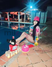 LA MÁS LECHERA AH LLEGADO A TU CIUDAD VEN Y CÓMETE MI LECHE VARIAS VECES - FOTO 8