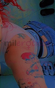 CHIQUITA ARDIENTE PELI ROJA MUY TATUADA CULO TETONA DISPUESTA C COMPLCERTE... - FOTO 7