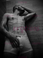 JOVEN MADURO,CON VERGA GRANDE Y GRUESA PARA HACERTE VENIR COMO NUNCA - FOTO 2