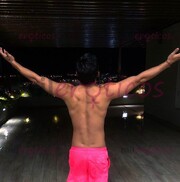 ADRIANO MASAJISTA PROFESIONAL ATIENDO PAREJAS HOMBRES Y MUJERES - FOTO 1