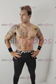 HOMBRE BIEN DOTADO SÚPER CALIENTE Y MUY RELAJADO PARA COMPLACERTE TODOS TUS FETI - FOTO 10