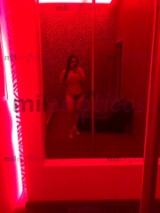 SOY ALISSON MORENA COMPLACIENTE, VOY A DONDE ESTES! I