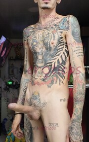 FLACO TATUADO VERGON ACTIVO MORBOSO RICO BUEN SEXO ENTRE MACHOS - FOTO 8