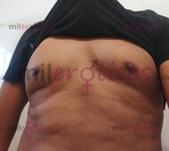 JOVEN ATLETICO DISPUESTO A CUMPLIR TODAS TUS FANTASIAS - FOTO 3