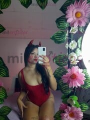 CON GANAS DE SACARTE HASTA LA ULTIMA GOTA DE LECHE, SOY UNA PUTITA JOVENCITA - FOTO 10