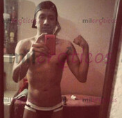 CHICO MORENO CALIENTE COMPLACIENTE EN TODAS TUS PETICIONES - FOTO 10