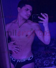 JOVEN COMPLACIENTE DISPUESTO HACERTE PASAR EL MEJOR MOMENTO DE TU VIDA - FOTO 2