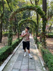 JOVEN TWINK CON CULO APRETADITO DISPONIBLE AHORA - FOTO 10