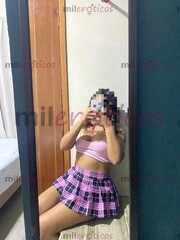 CHICA UNIVERSITARIA JOVEN Y DE CUERPO NATURAL - FOTO 9