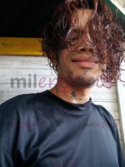 MORENO CALIENTE VERGÓN COMPLACIENTE X POCOS DÍAS EN LA CIUDAD - FOTO 7