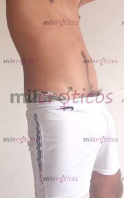 TE IMAGINAS MIS HUEVOS CHOCANDO TU CULITO Y MIS PELOS ROSADO TU ESPALDA - FOTO 9