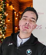 EXTRANJERO, COMPLACIENTE. LISTO PARA HACERTE PASAR UN AGRADABLE RATO. - FOTO 4