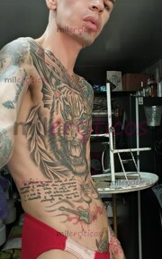 HOLA YO BLANCO DELGADO ACTIVO FETICHERO TATUADO - FOTO 8